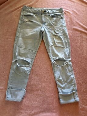 American Eagle Outfitters Light Blue Super Stretch Jeans